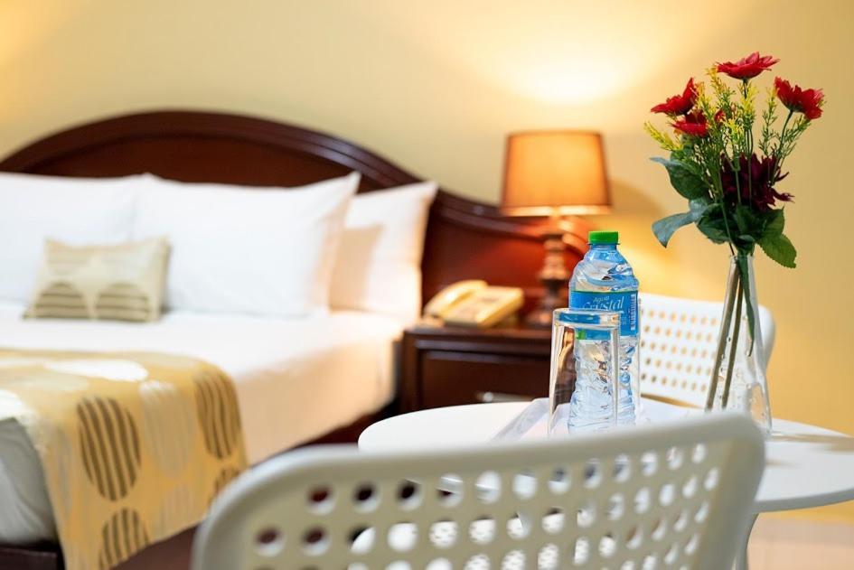 Hotel Real Bella Vista Santo Domingo Buitenkant foto